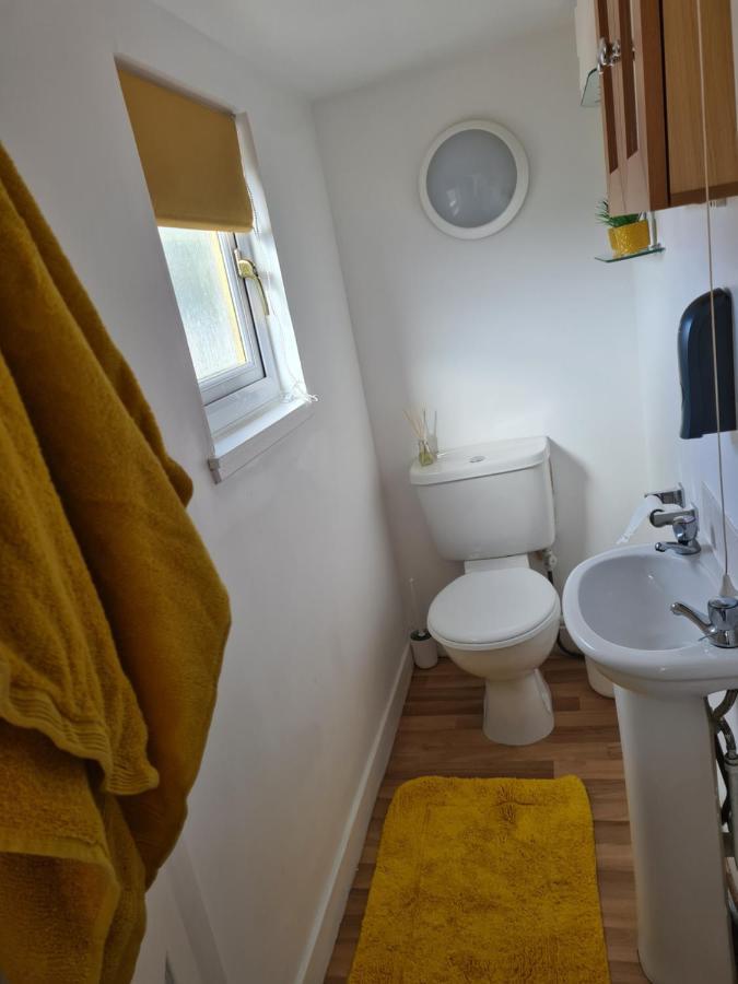 Ramblers Rest Apartment Киримюър Екстериор снимка